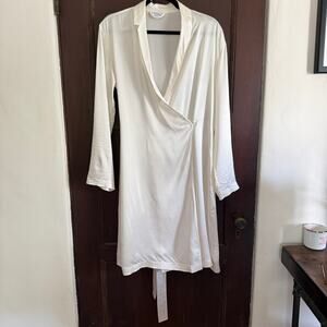 La Perla | White Silk Short Length Tie Waist Robe | Small | Bridal Robe
